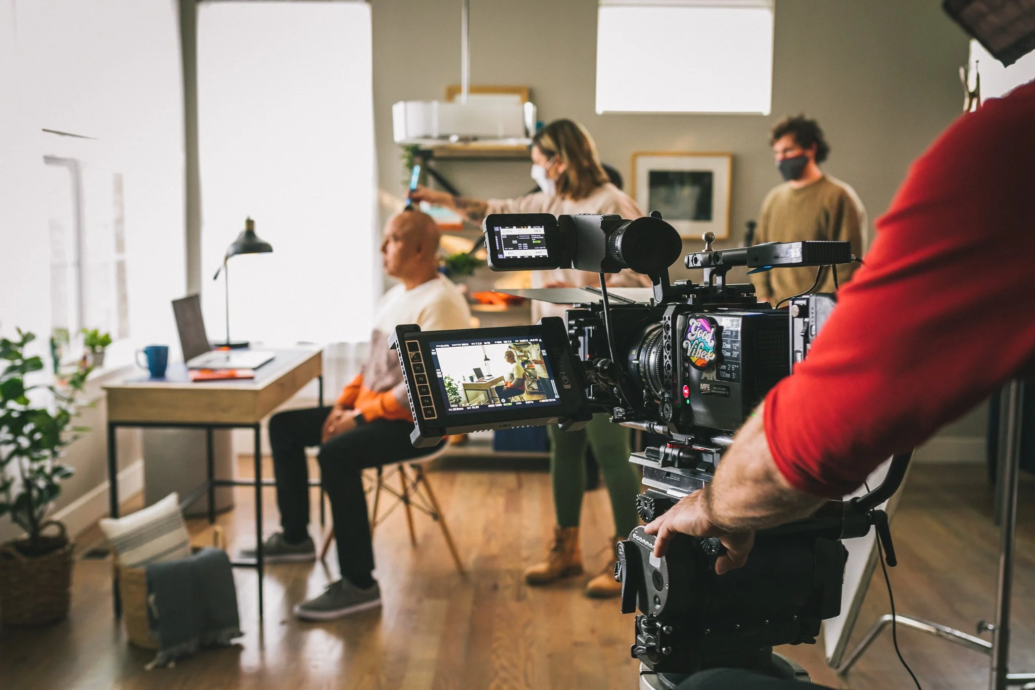 《重生之我在港圈当大佬》短剧海报